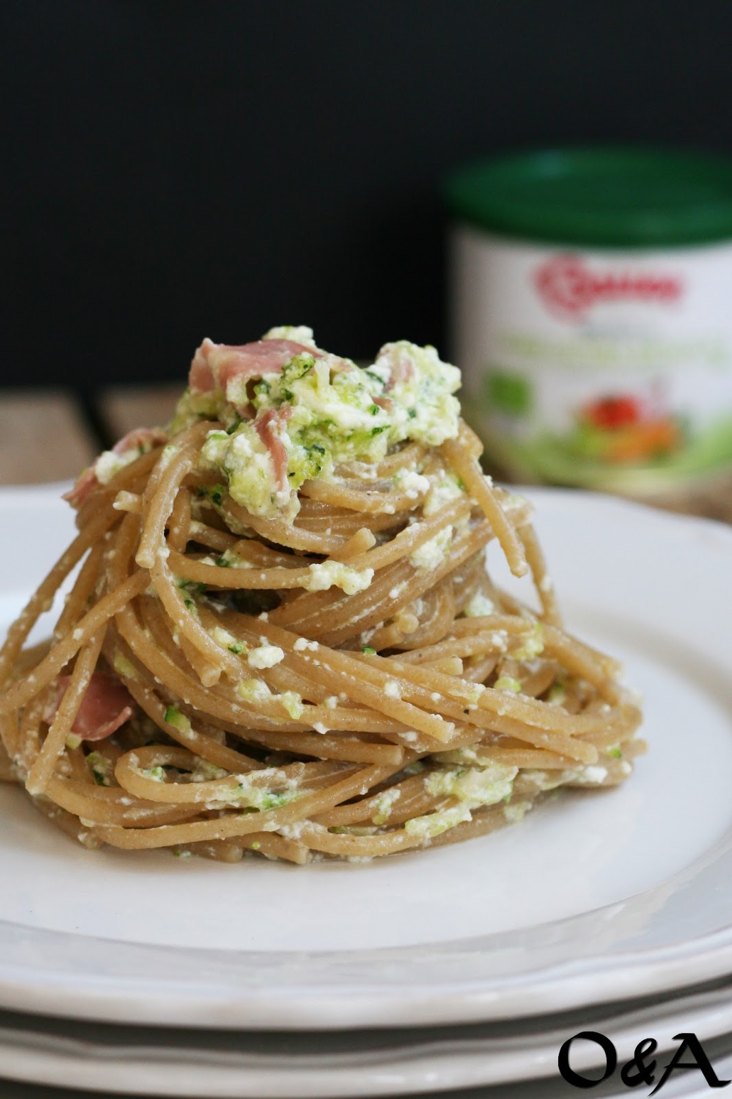 Spaghetti con crema di zucchine ricotta e mortadella
