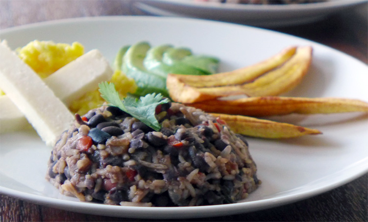 Gallo-pinto-costa-rica-ricetta