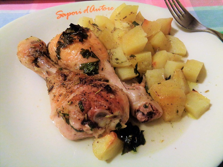 cosce-pollo-patate-spezie-piatto